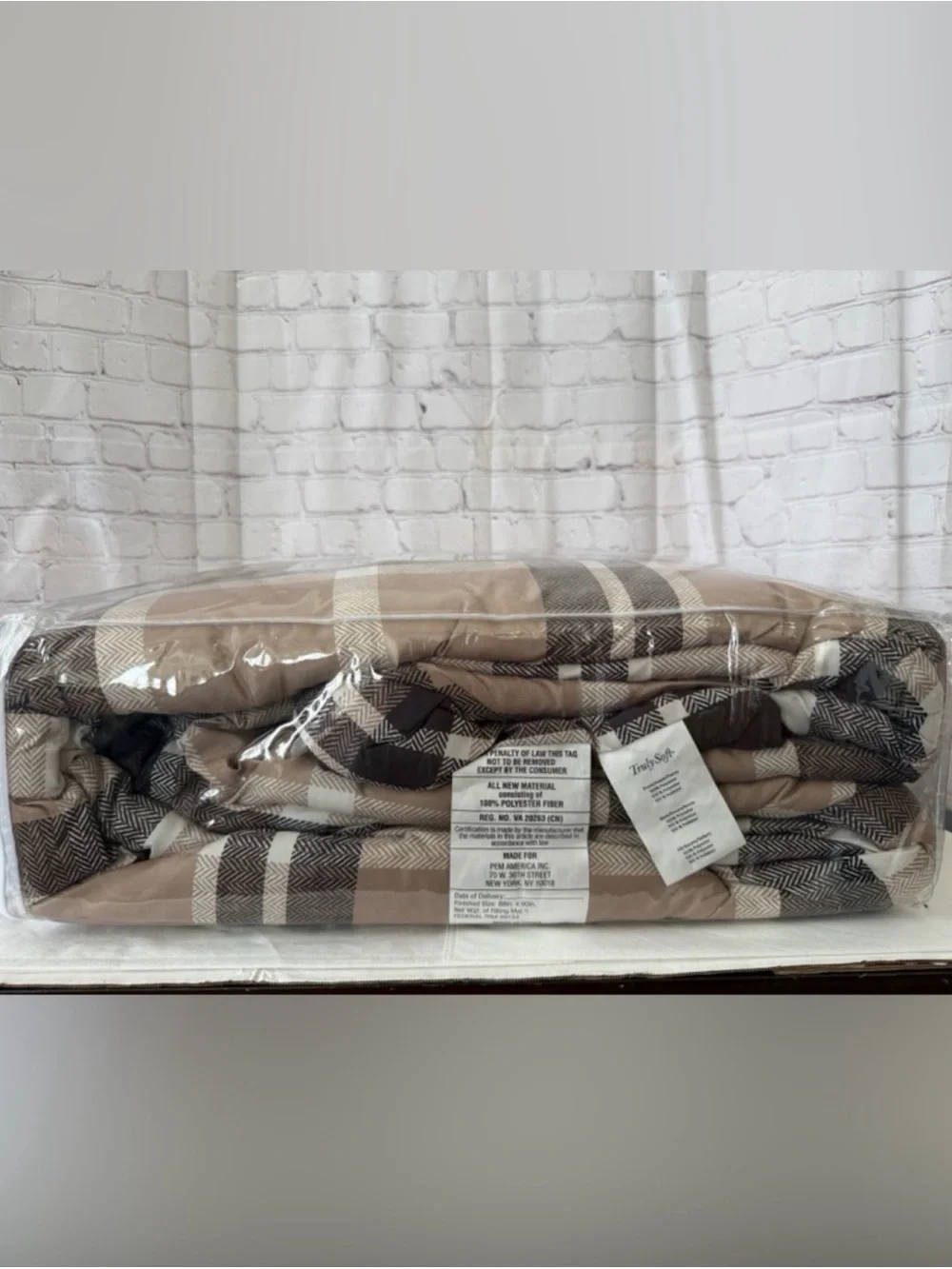 Truly Soft Twin Multi Stripe Comforter and Sham Set Unopened Original Packaging